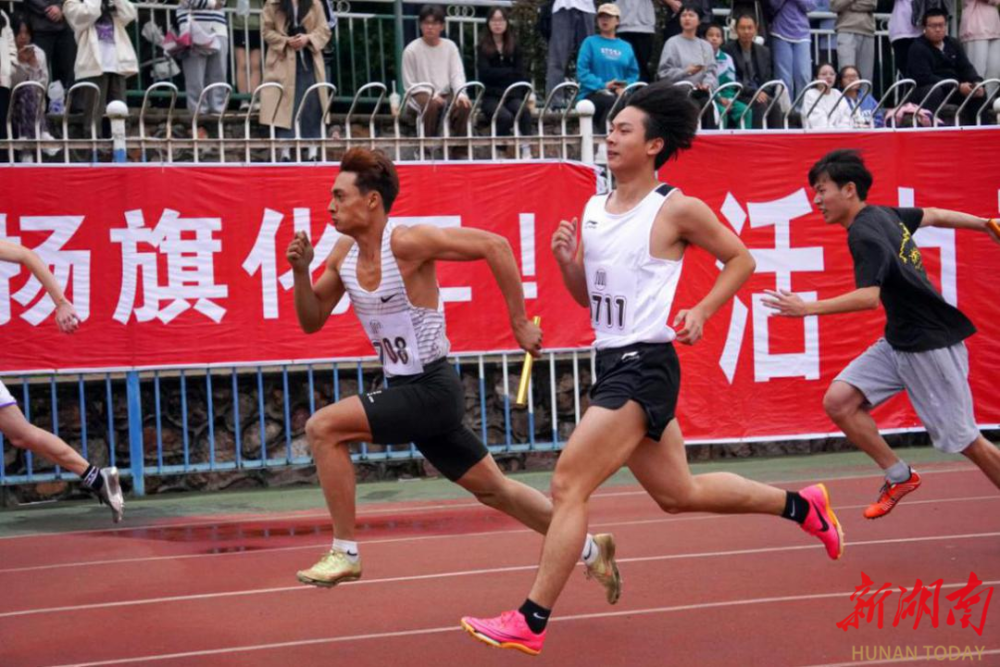 田径场外新闻不断，话题热度爆表