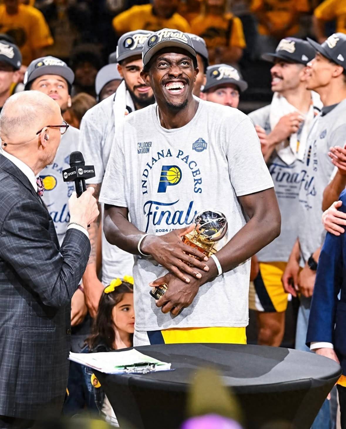 湖人力克雷霆,伦纳德惊艳四座的简单介绍 湖人力克雷霆,伦纳德惊艳四座的简单介绍