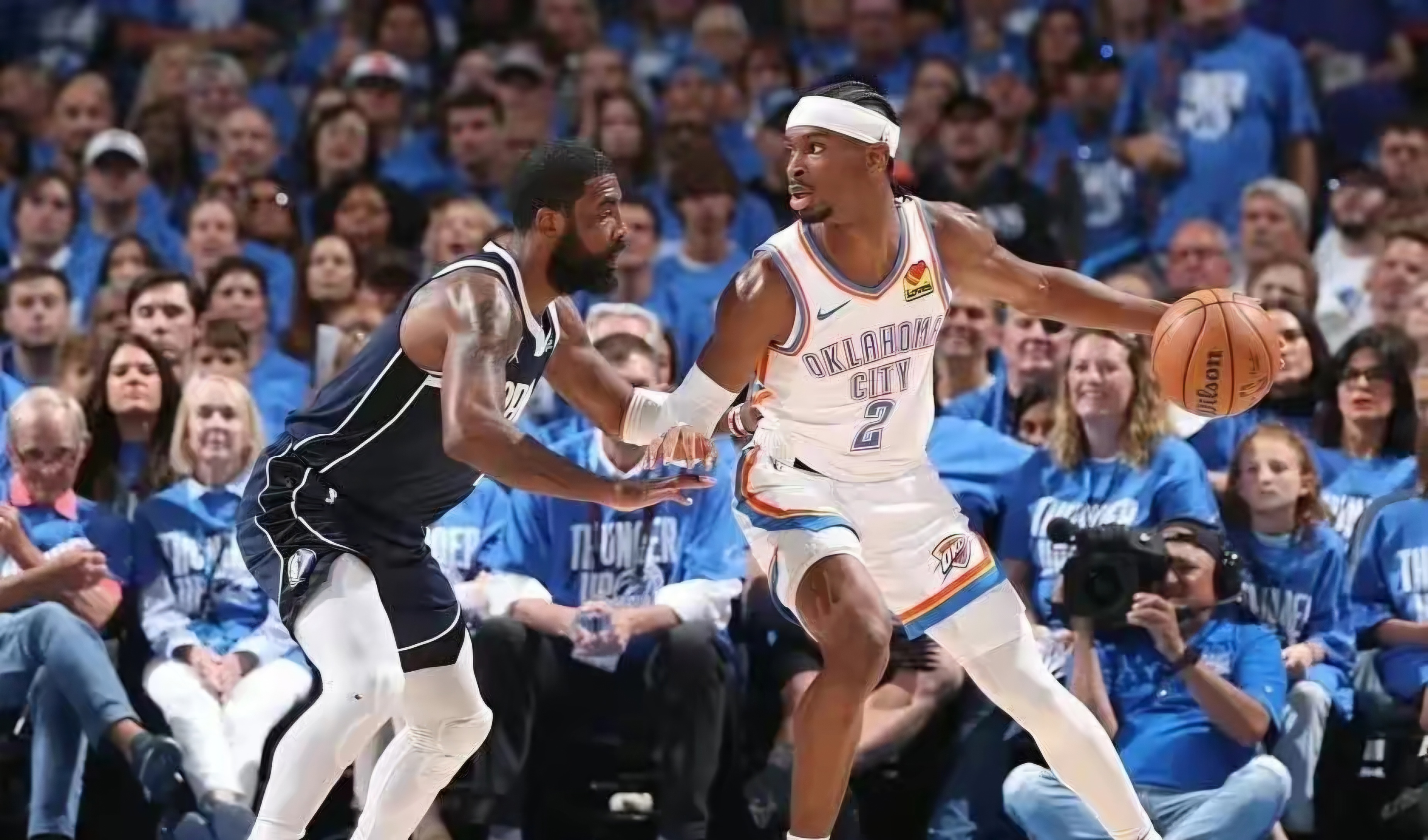 爵士险胜深圳队,东契奇扛起全队 爵士险胜深圳队,东契奇扛起全队