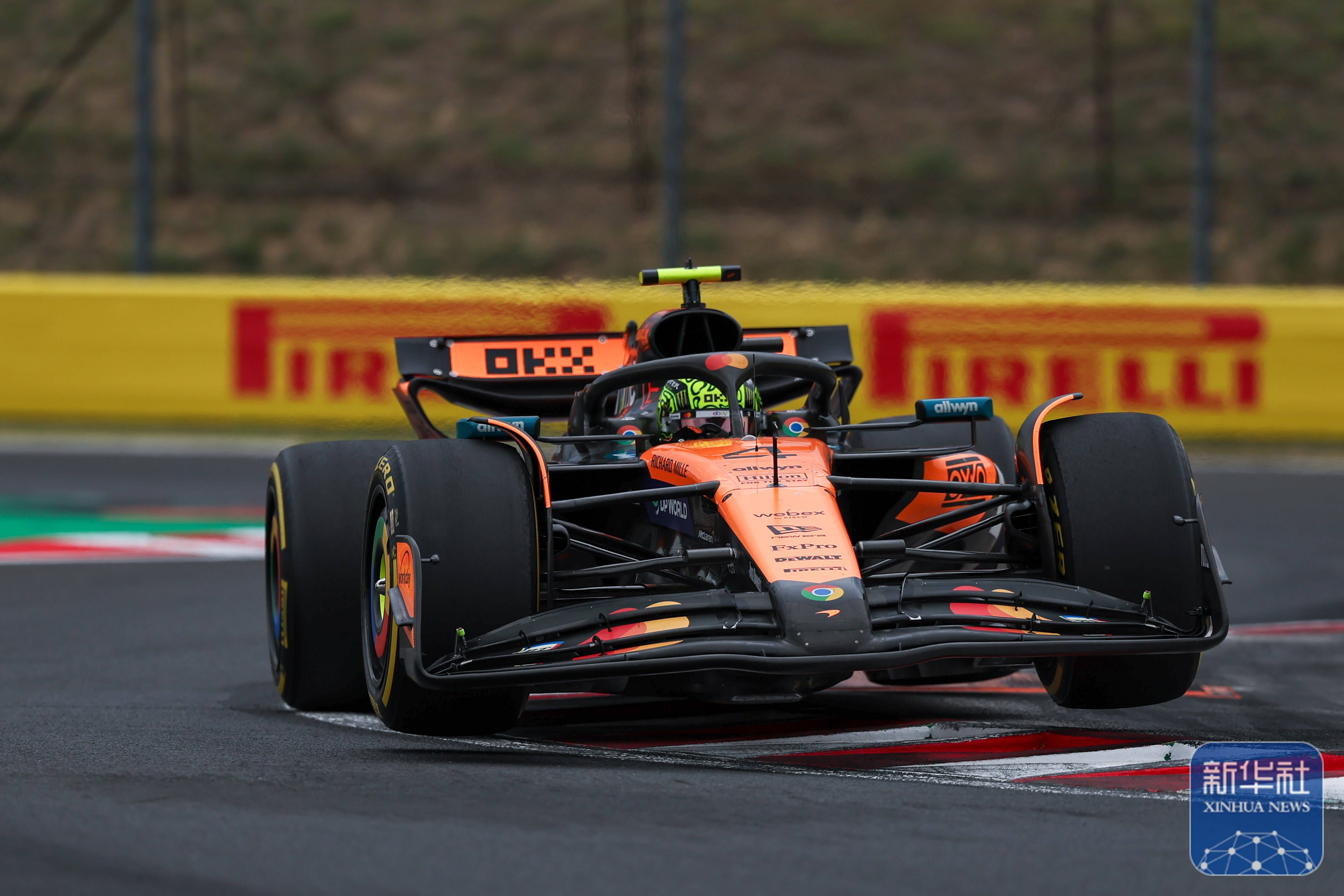 索伯车队完胜迈凯伦,塞恩斯状态火热 索伯车队完胜迈凯伦,塞恩斯状态火热