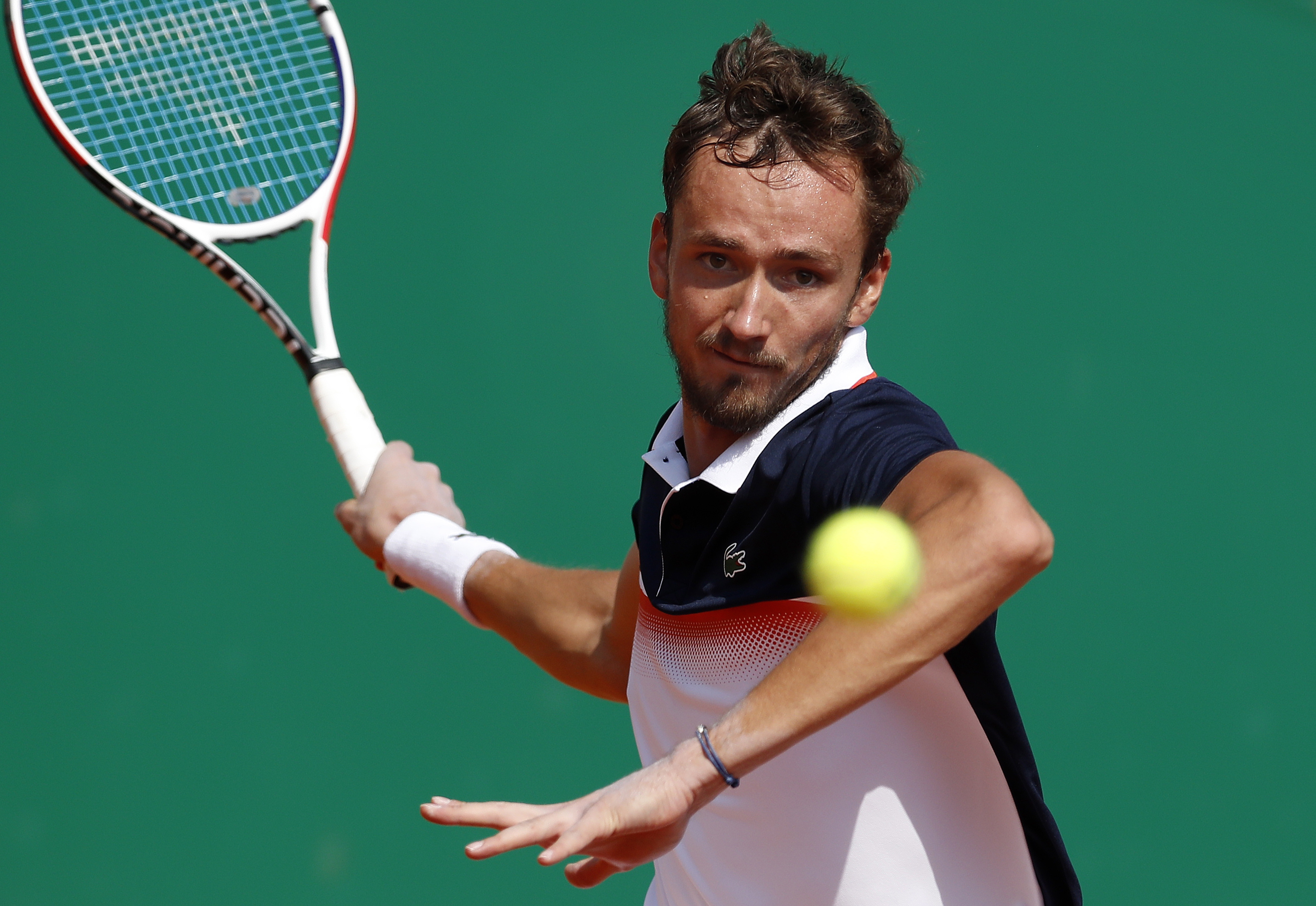 蒙特卡洛大师赛完胜戴维斯杯，西西帕斯关键制胜