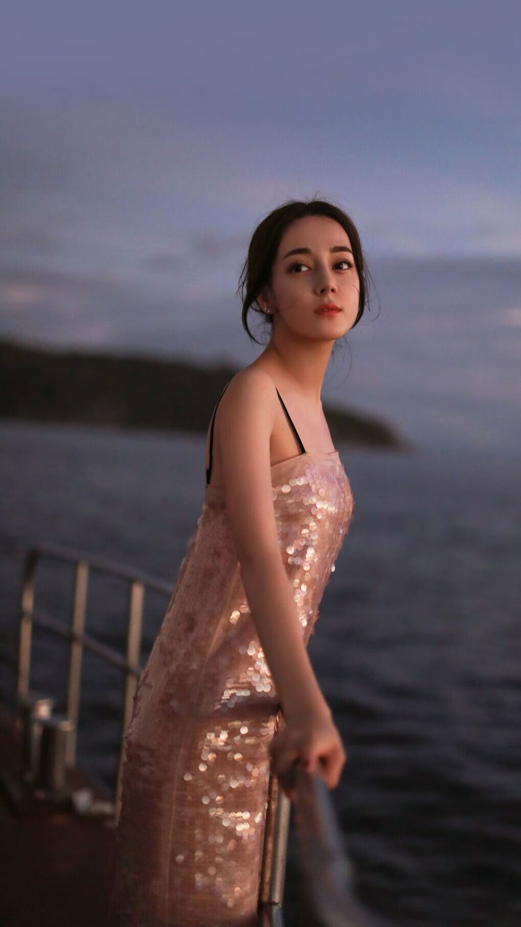 羽翼与铁壁,爱德华兹在焦灼乱流中炼成利刃