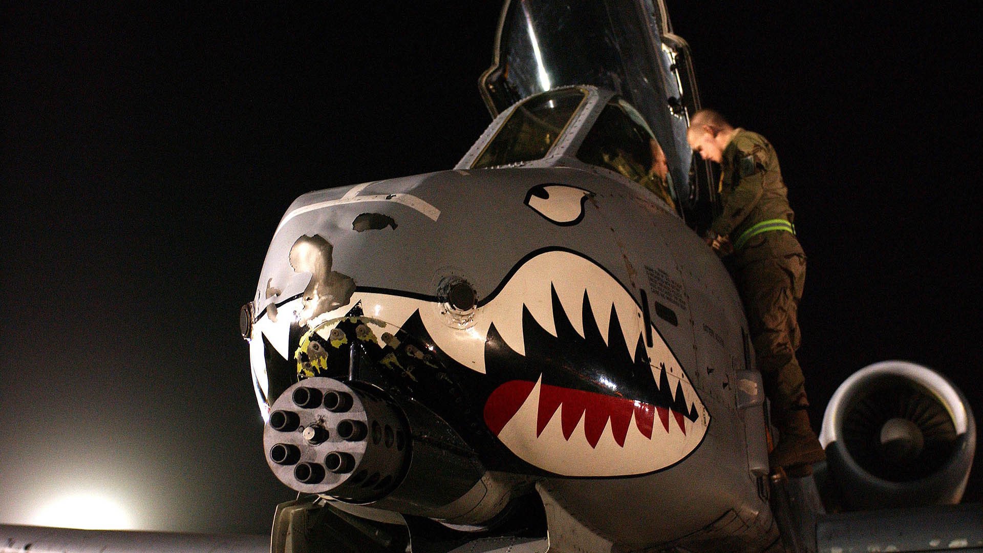 当埃菲尔铁塔遇见两河文明，哈弗茨的足球，化解巴黎与巴格达的无声对话