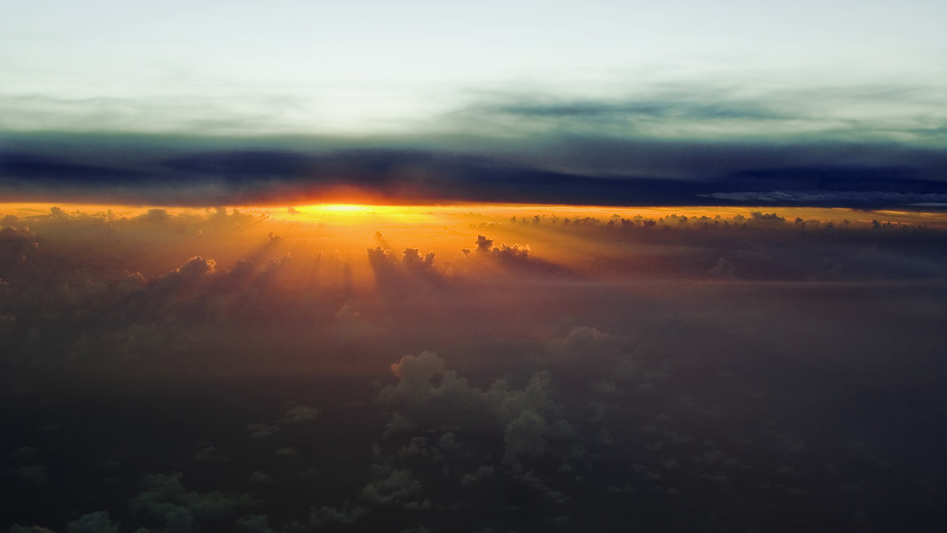 欧洲之夜的独舞与铁壁,当贝林厄姆的流星刺向尤文的叹息之墙