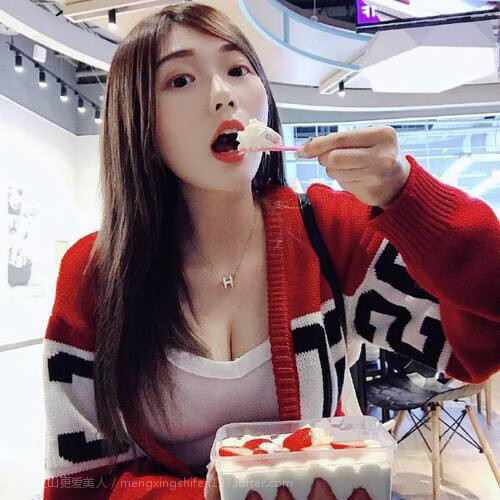 赛场上的沉思者,约基奇如何在风暴眼中雕刻宁静